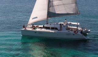 lagoon 440
